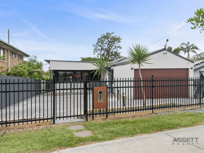 HIDDEN GEM - NEST OR INVEST- WITH LOADS TO OFFER IN GAILES - 3 BEDROOM HOUSE WITH A GRANNY FLAT SEPERATE ENTRANCE FROM THE FRONT