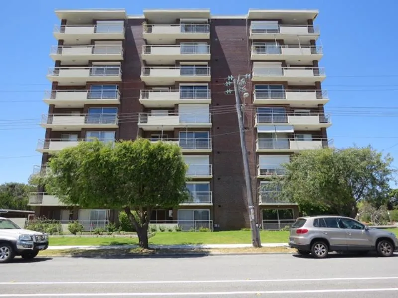 EASY COMFORTABLE APARTMENT