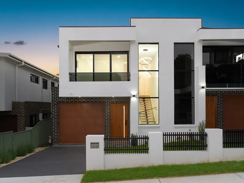 Sophisticated brand new duplex of flawless design