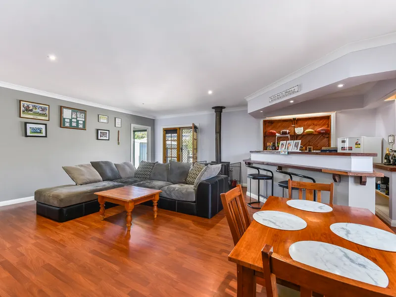 Walk to the Swimming Lake