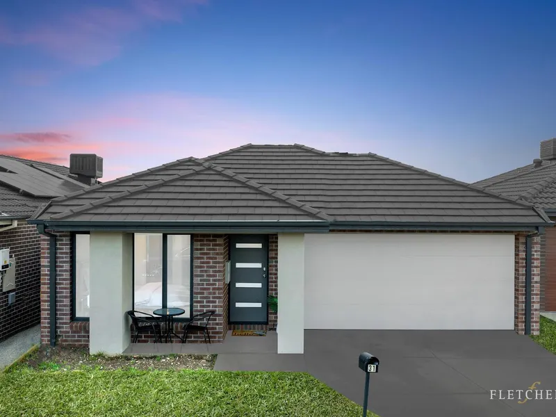 Parkside Perfection: Your Ideal First Home Beckons at 31 Torrance Drive