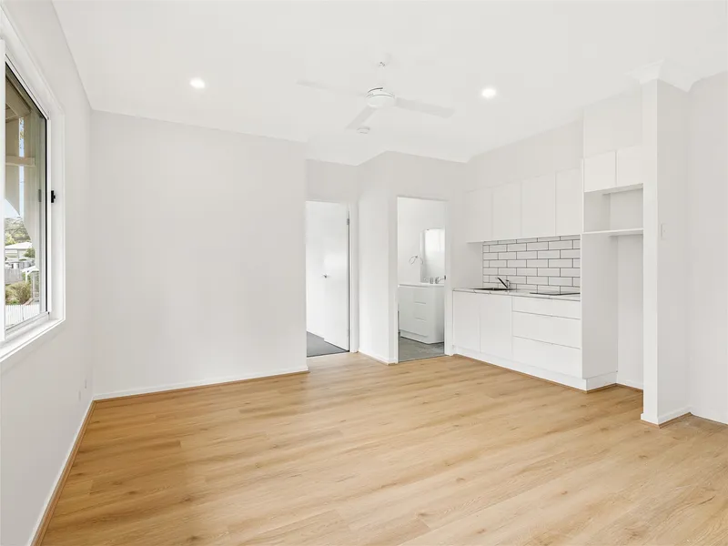 Brand new semi-detached unit in North Ipswich