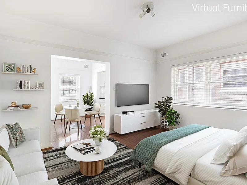 Art Deco Charm on The Cusp of Four Sought After Suburbs. 