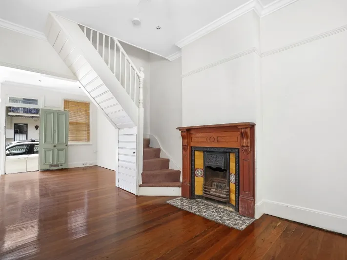 CUTE TERRACE IN PADDINGTON - GREAT SPOT 