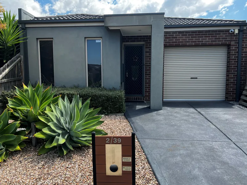 Classic 3br Unit in Tarneit!