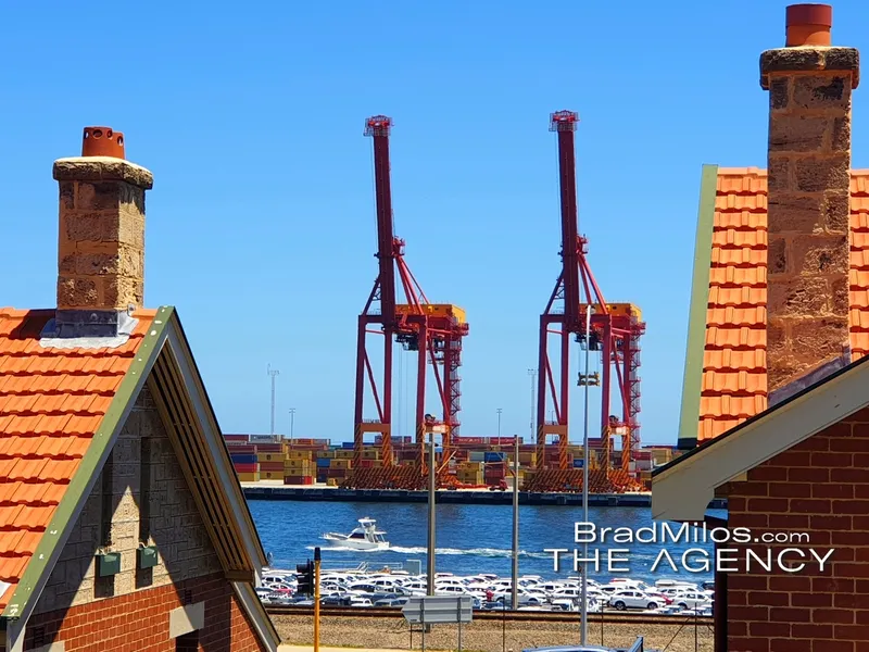 NEW TO MARKET - Port City Lifestyle 14