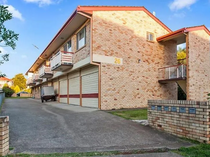 ONE BEDROOM UNIT IN NEAT AND TIDY COMPLEX