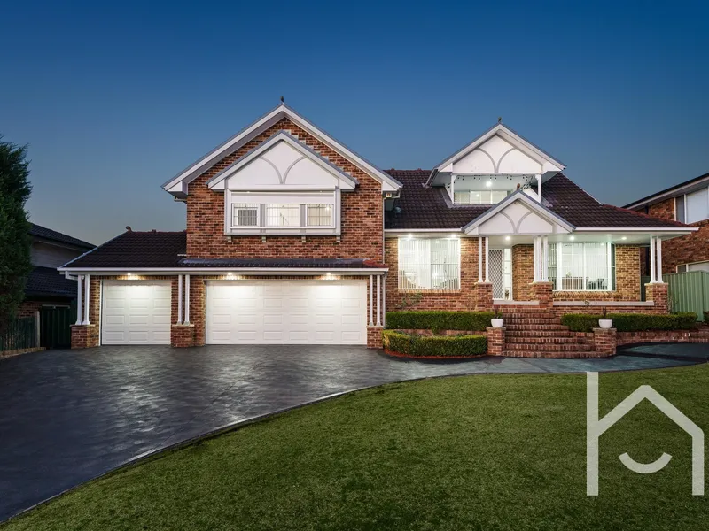 Elegant and unique big-family entertainer