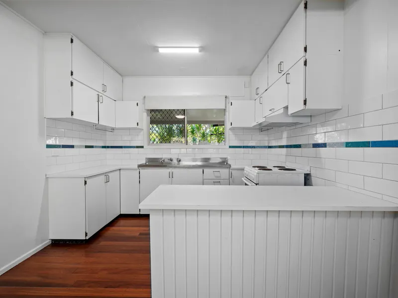 Two Bedroom Beachfront Hidden Gem In Woolgoolga!