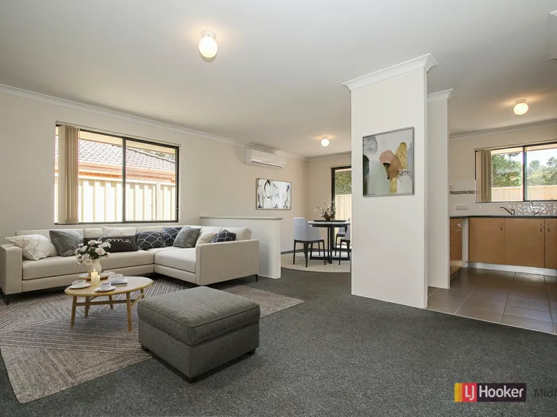 SECURE 3 BEDROOM 2 BATHROOM VILLA!