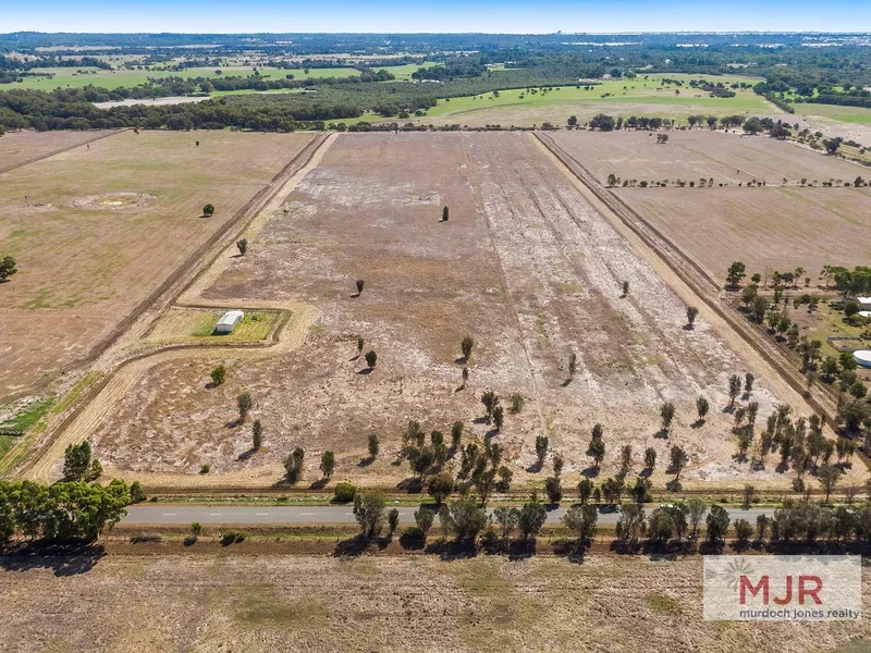 22 HECTARES RURAL LAND - SOLD BY GARY FROM MJR