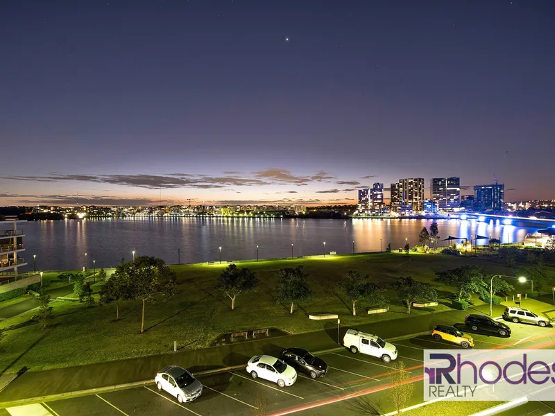 SIMPLY THE BEST – ABSOLUTE WATERFRONT