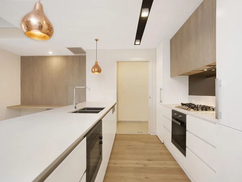 Luxurious North-Facing Apartment