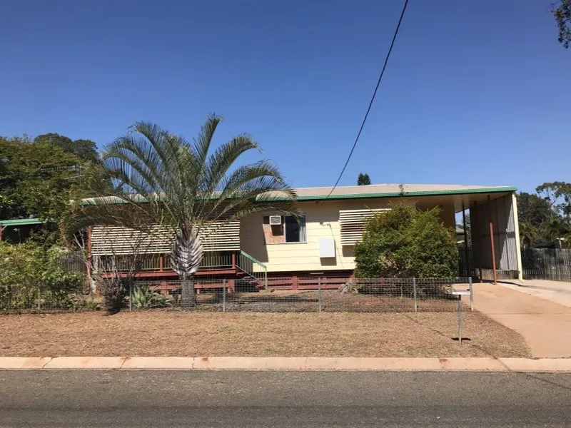 3 Bedroom Home close to Moranbah East State School