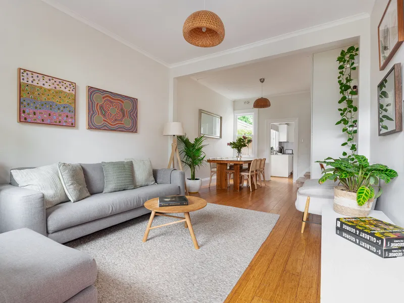 Immaculately presented laneway terrace