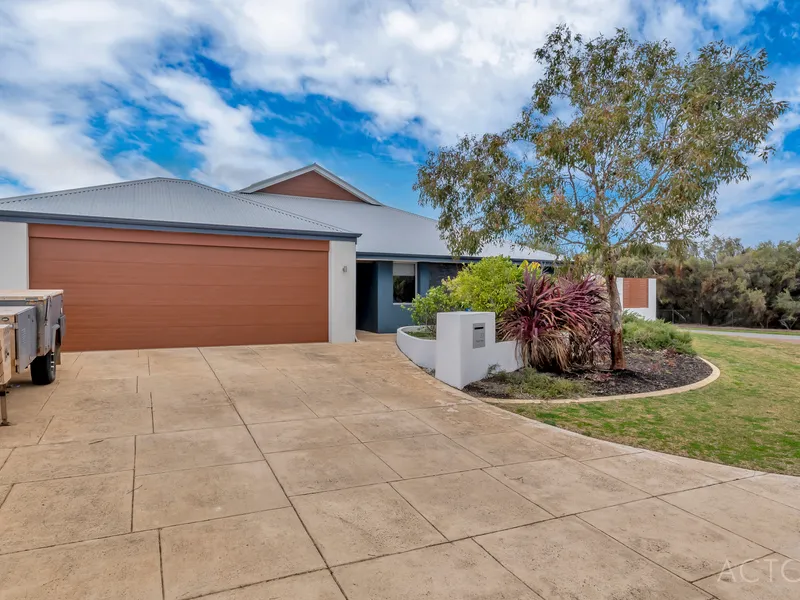 DISCOVER YOUR DREAM FAMILY HOME!