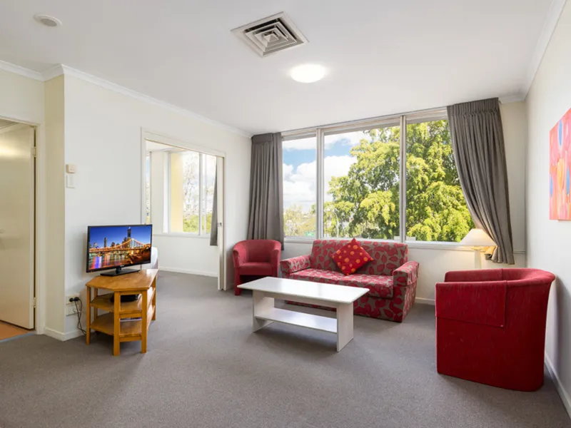 AVAILABLE 1ST MARCH 2022 - FULLY FURNISHED ONE BEDROOM UNIT!