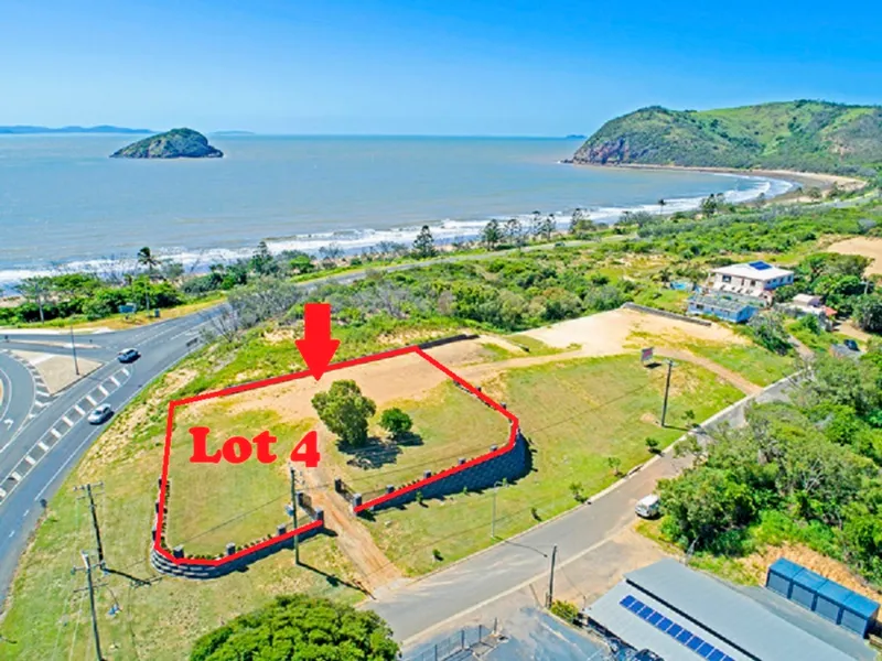 BEACHFRONT LAND WITH VIEWS...