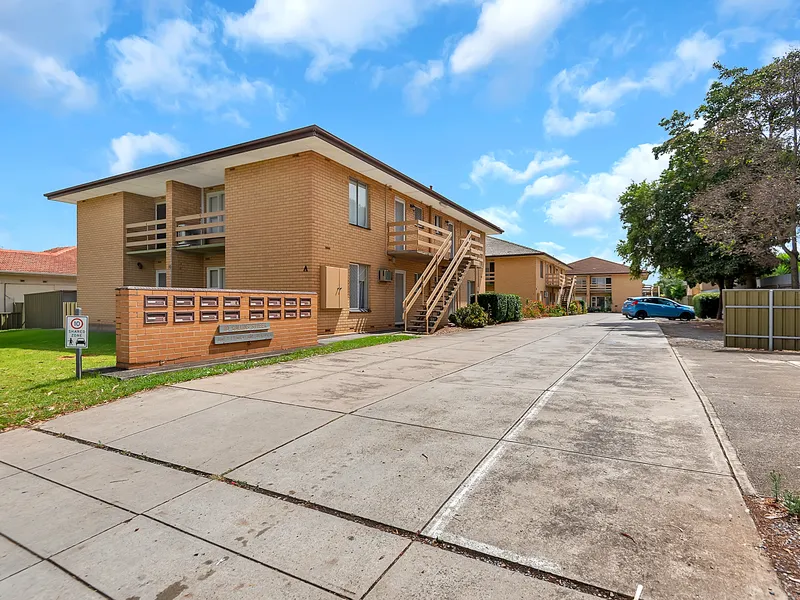 Ideal Opportunity Awaits in Enfield