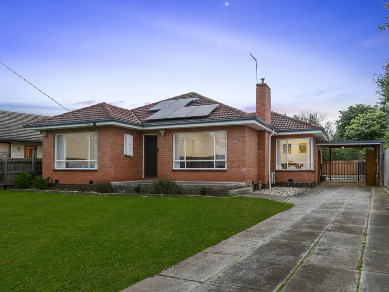 The Brief -Fully Renovated Family Delight within minutes walking to the Hoppers Crossing Train Station!!!