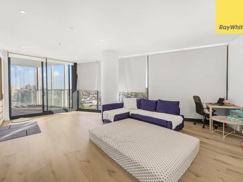 LUXURIOUS APARTMENT IN THE HEART OF PARRAMATTA