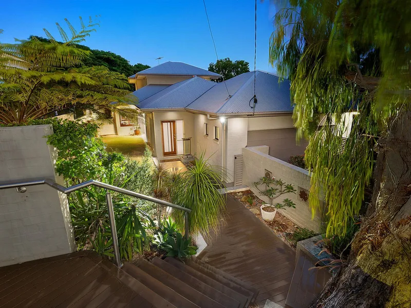 Quality contemporary home, move in and enjoy