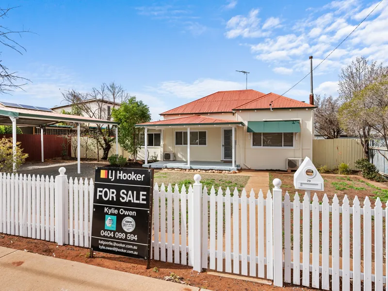 Cosy Home With A Great Shed, Pool,