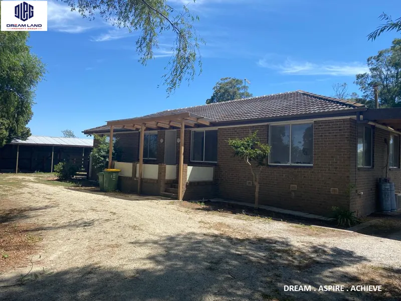 3 BEDROOM HOUSE FOR LEASE