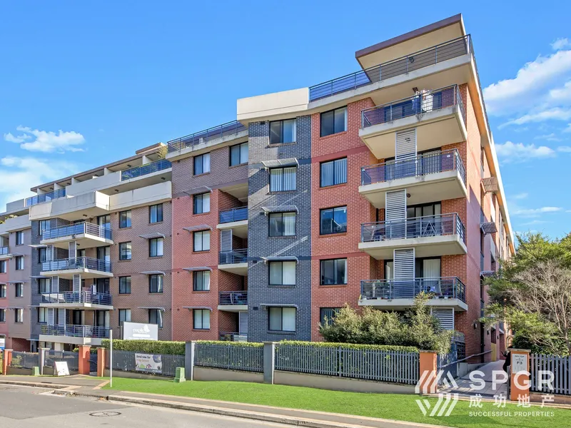 Huge 2 Bedroom with 2 Car parks
