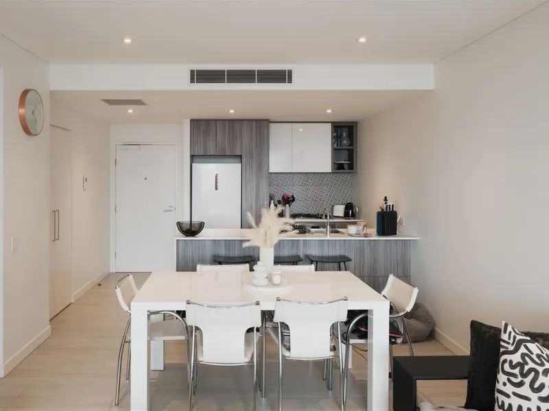 Fantastic One Bedroom Apartment in Unison