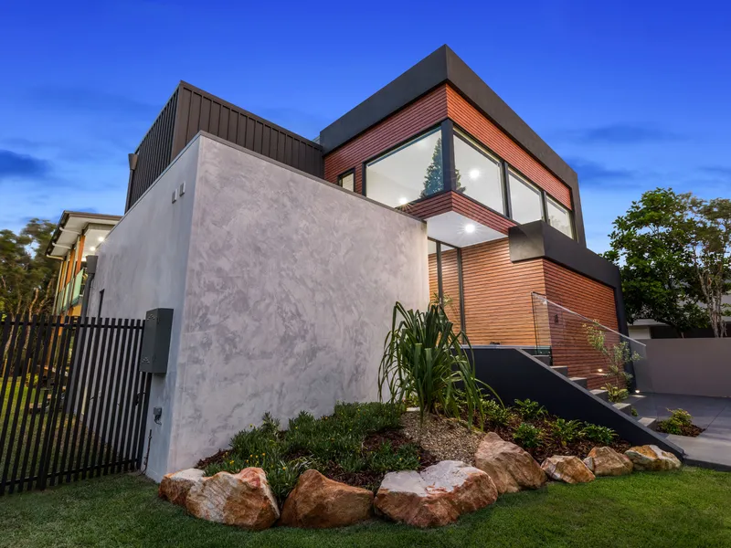 Sumptuous, Sophisticated, Stunning!