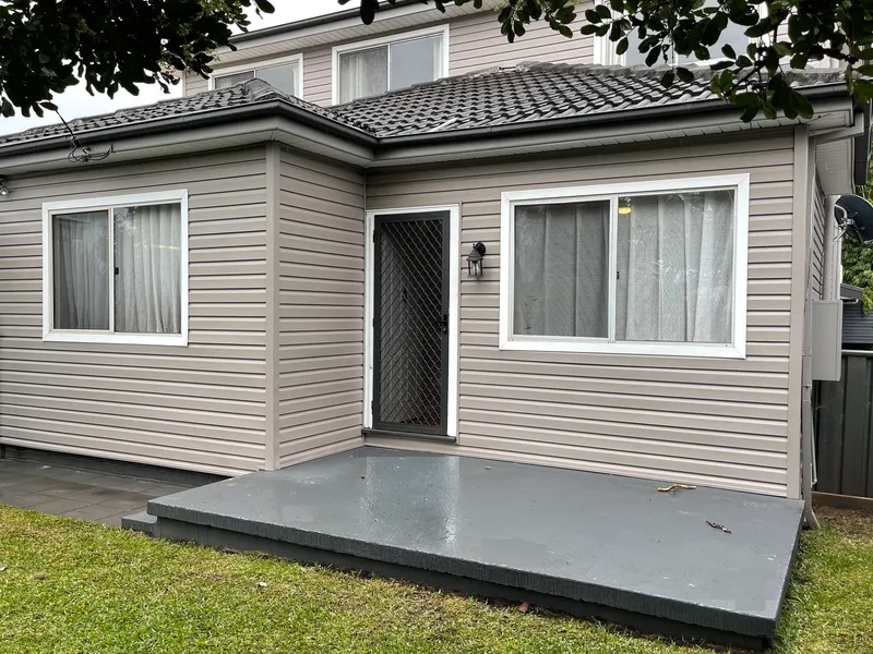 Large family home, convenient location