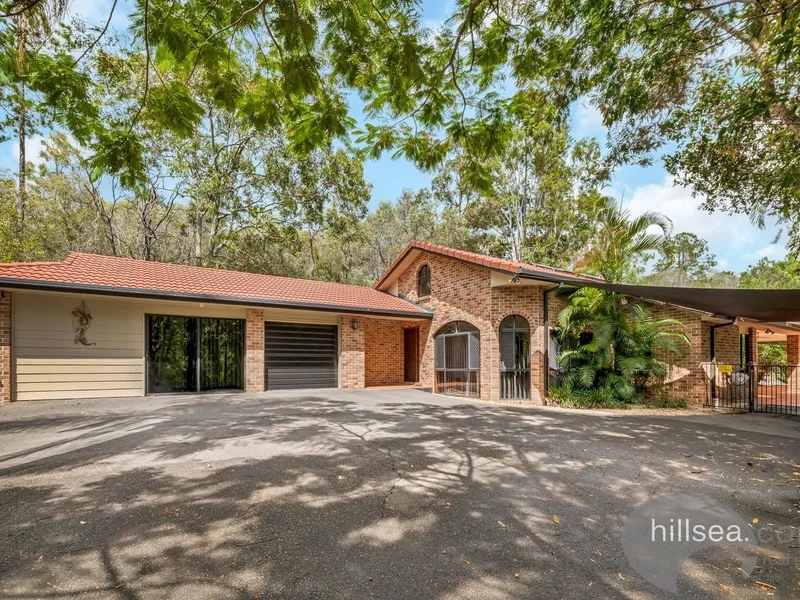 Executive Home with Granny Flat and Pool on Stunning Acreage.