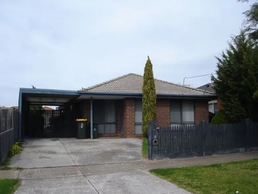 WONDERFUL THREE BEDROOM FAMILY HOME