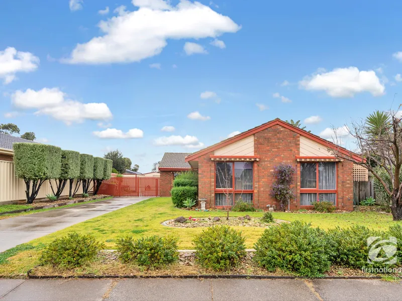 Prime Location, Endless Potential – your 4 Bedroom home awaits!
