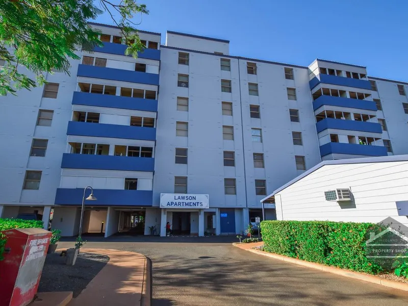 Apartment living .. on the 1st floor with a pool!