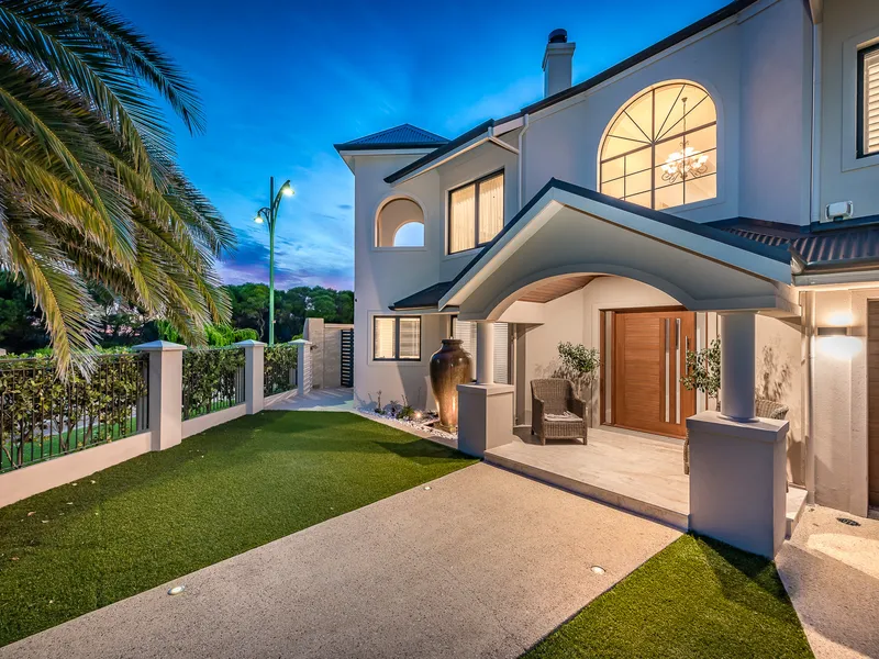 The Jewel in Iluka's Crown!