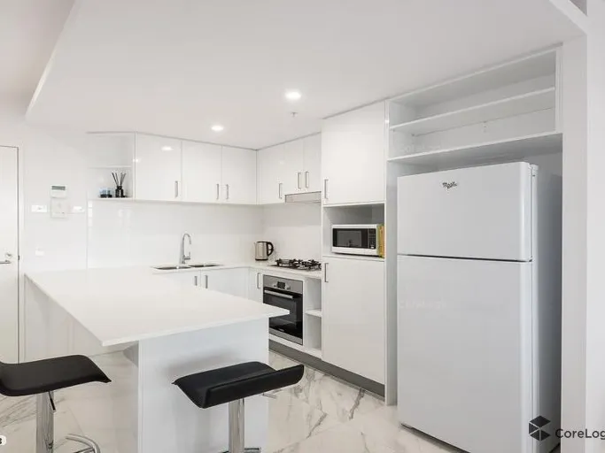 Fully Furnished Apartment in Woolloongabba