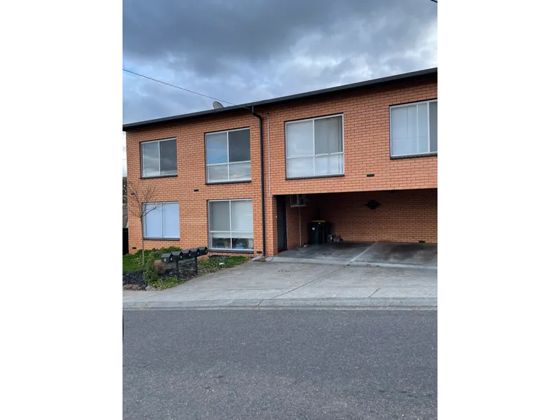 Low Maintenance Living In Prime Location