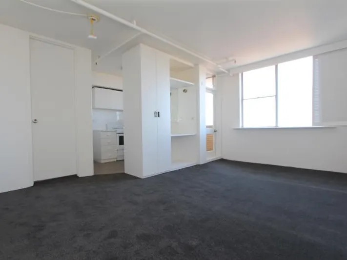 OCEAN VIEW STUDIO APARTMENT WITH POOL