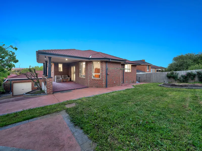 Double the Value in this Dual Family Oasis