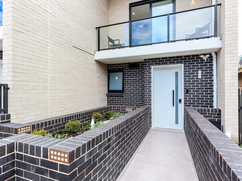 Modern Design Limited stock Terrace Townhouse!