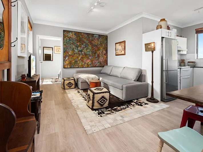 Furnished Executive Apartment with Views & Parking