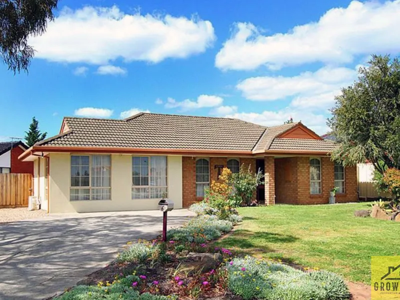 BIG HOUSE IS AVILABLE FOR FAMILIES/ STUDENTS/ TEMPORORY ACCOMODATION/ SHARE ACCOMODTION IN KEILOR DOWN