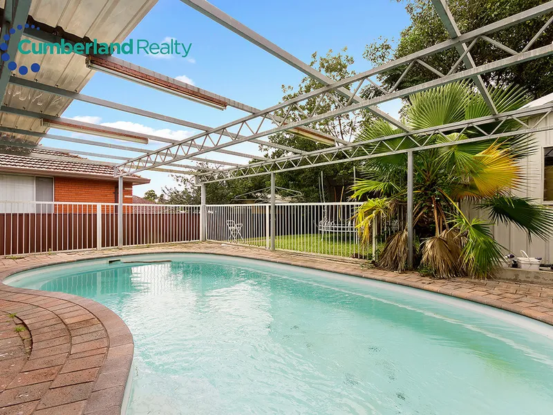 Large modern home WITH POOL