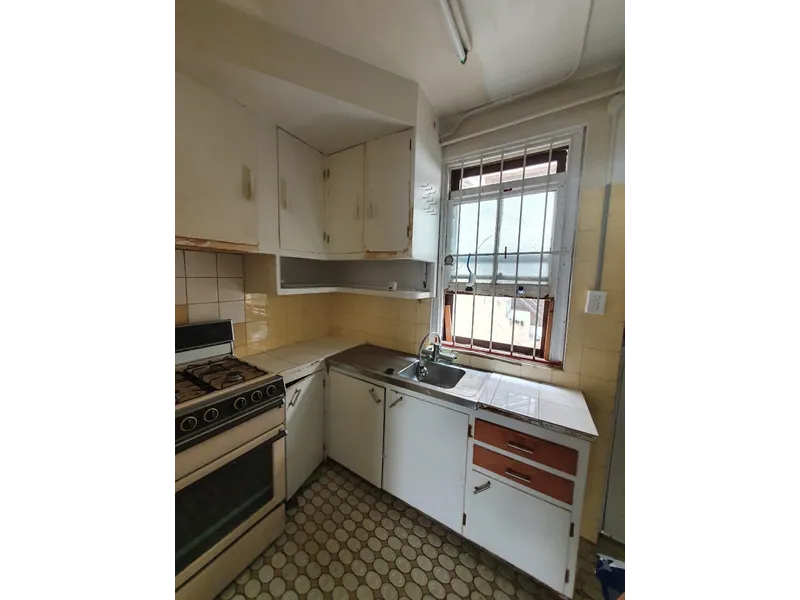 GRANNY FLAT | SUMMER HILL