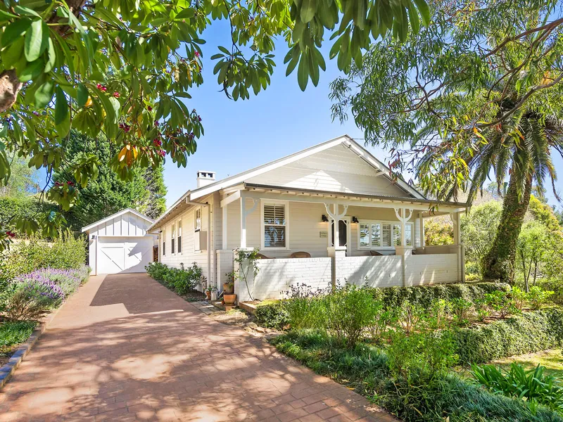 Quintessential Character Cottage with Design-driven Extension