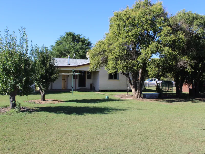 Enjoy rural living, affordable hobby farm with old world charm, on a large block, 14-18 Cherry Street, Barraba