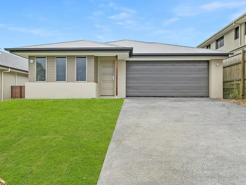 PERFECT FAMILY HOME IN IDEAL LOCATION!