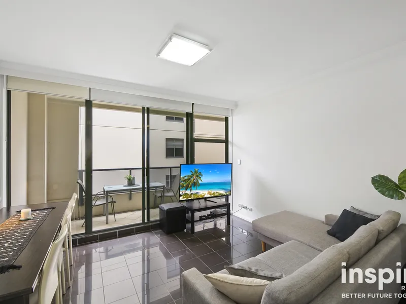 1 BEDROOM + Large STUDY - Inner City luxurious apartment!